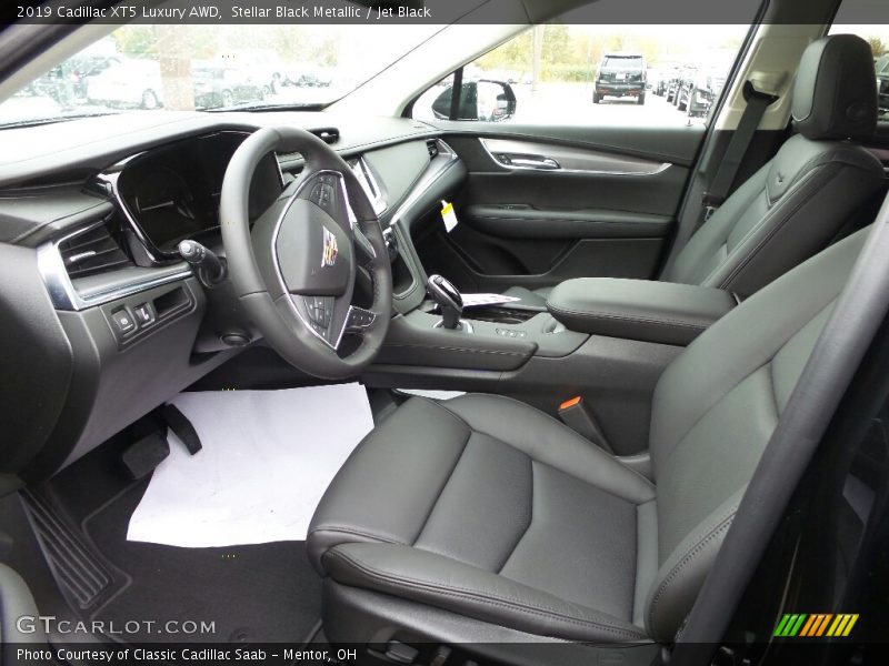 Stellar Black Metallic / Jet Black 2019 Cadillac XT5 Luxury AWD