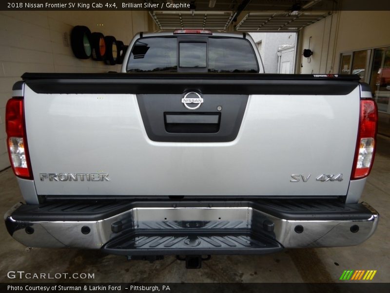 Brilliant Silver / Graphite 2018 Nissan Frontier SV King Cab 4x4