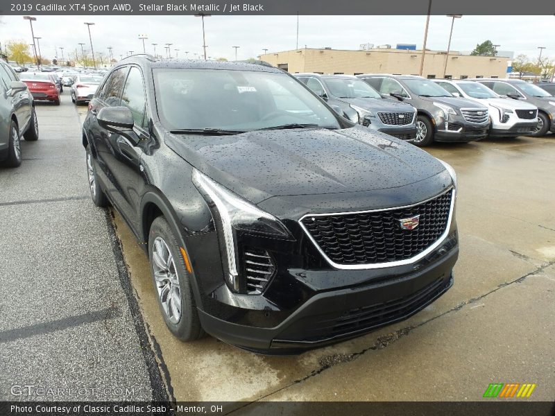 Front 3/4 View of 2019 XT4 Sport AWD