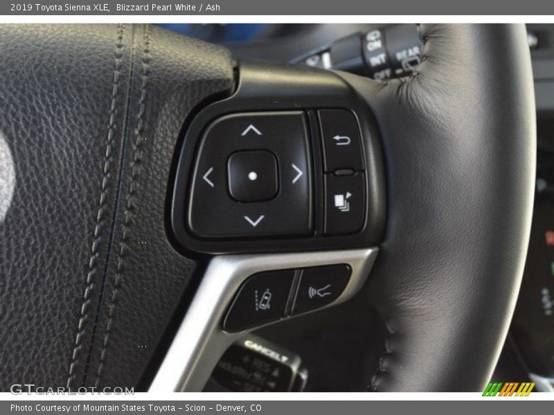 Blizzard Pearl White / Ash 2019 Toyota Sienna XLE