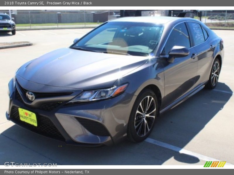 Predawn Gray Mica / Black 2018 Toyota Camry SE