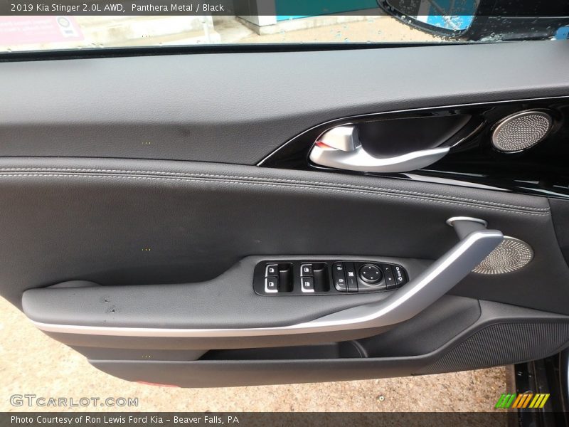 Door Panel of 2019 Stinger 2.0L AWD