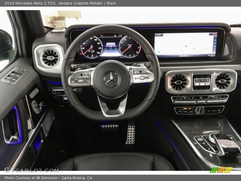 Dashboard of 2019 G 550