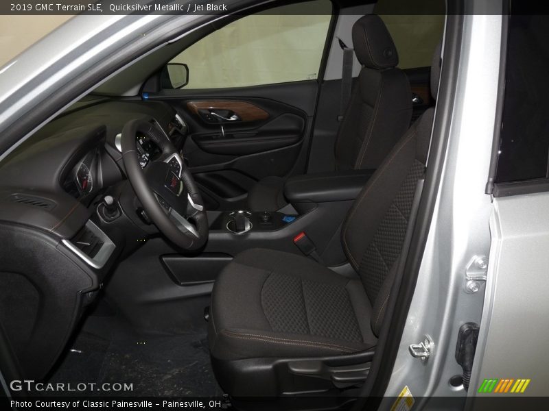Quicksilver Metallic / Jet Black 2019 GMC Terrain SLE