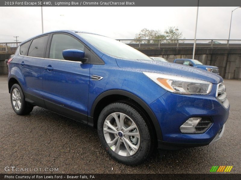 Lightning Blue / Chromite Gray/Charcoal Black 2019 Ford Escape SE 4WD