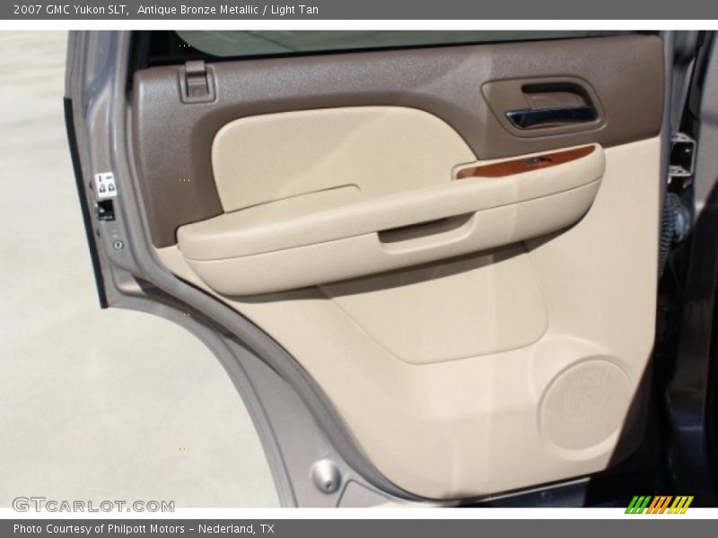 Antique Bronze Metallic / Light Tan 2007 GMC Yukon SLT