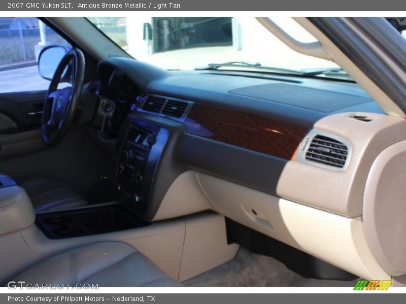 Antique Bronze Metallic / Light Tan 2007 GMC Yukon SLT