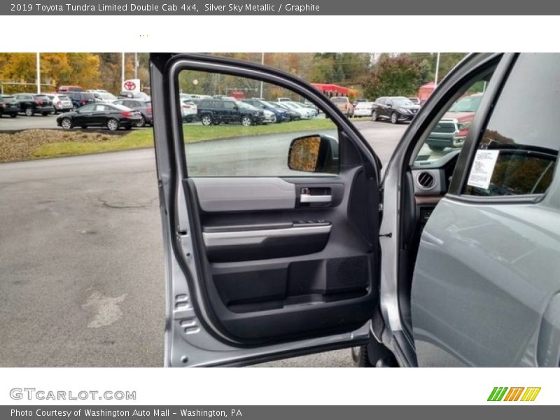 Silver Sky Metallic / Graphite 2019 Toyota Tundra Limited Double Cab 4x4