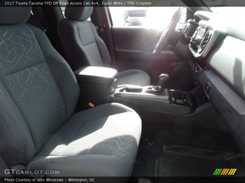 Super White / TRD Graphite 2017 Toyota Tacoma TRD Off Road Access Cab 4x4