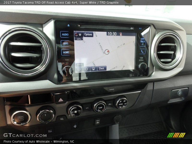 Super White / TRD Graphite 2017 Toyota Tacoma TRD Off Road Access Cab 4x4