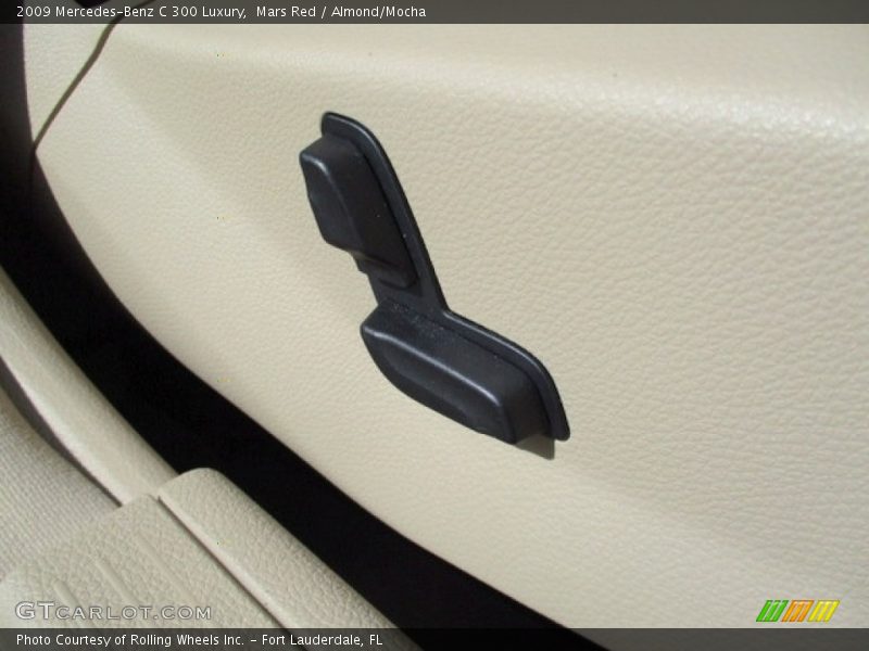 Mars Red / Almond/Mocha 2009 Mercedes-Benz C 300 Luxury