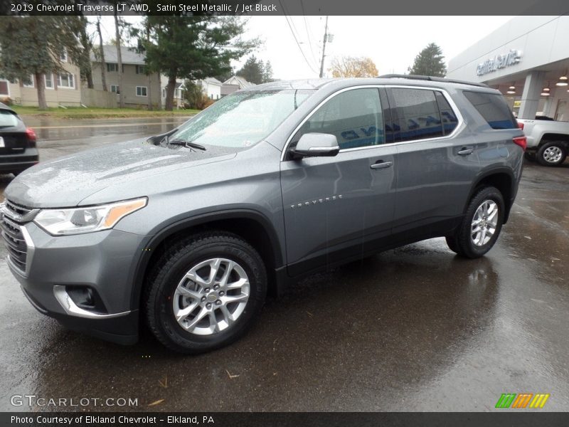 Satin Steel Metallic / Jet Black 2019 Chevrolet Traverse LT AWD