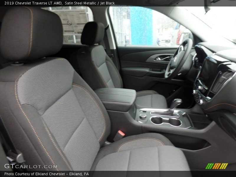 Satin Steel Metallic / Jet Black 2019 Chevrolet Traverse LT AWD