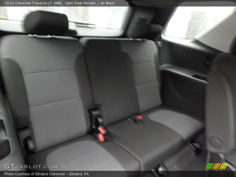 Satin Steel Metallic / Jet Black 2019 Chevrolet Traverse LT AWD