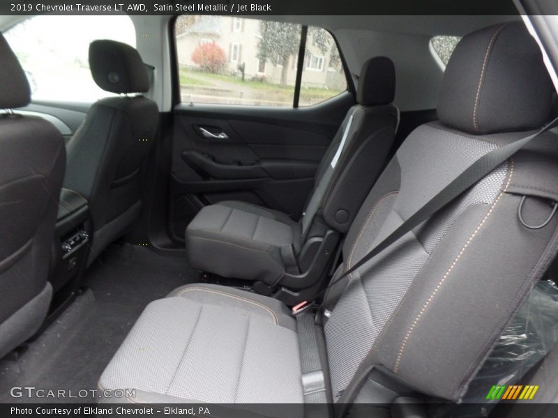 Satin Steel Metallic / Jet Black 2019 Chevrolet Traverse LT AWD