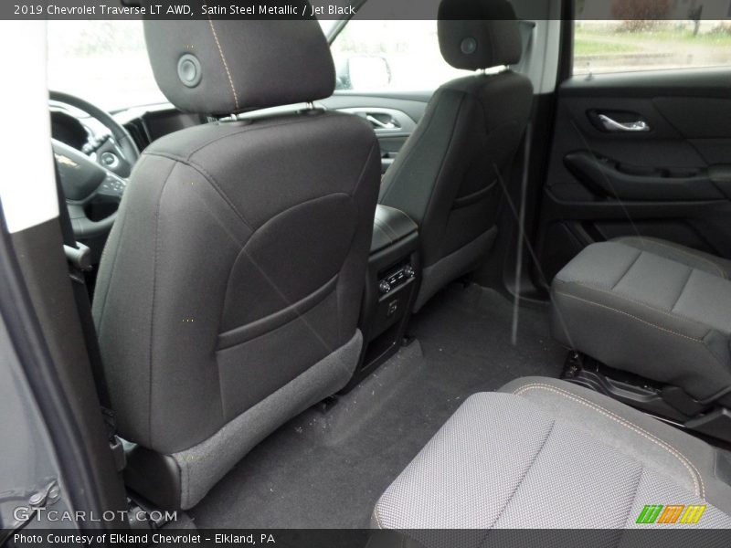 Satin Steel Metallic / Jet Black 2019 Chevrolet Traverse LT AWD