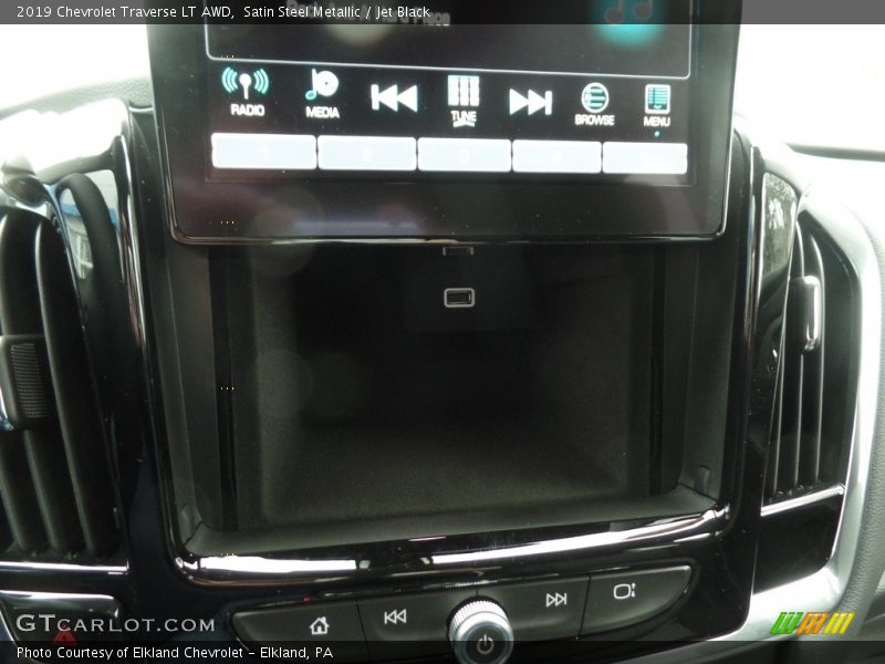 Satin Steel Metallic / Jet Black 2019 Chevrolet Traverse LT AWD