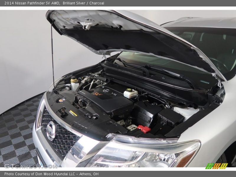 Brilliant Silver / Charcoal 2014 Nissan Pathfinder SV AWD