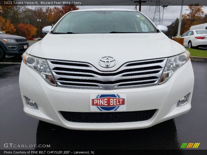 Blizzard Pearl White / Ivory 2011 Toyota Venza I4