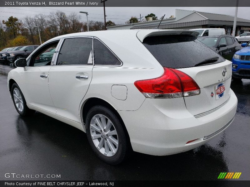 Blizzard Pearl White / Ivory 2011 Toyota Venza I4