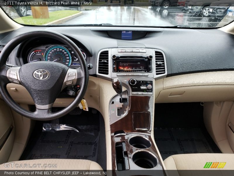 Blizzard Pearl White / Ivory 2011 Toyota Venza I4
