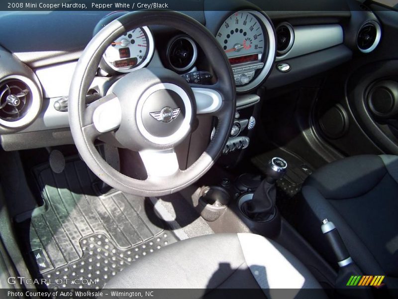 Pepper White / Grey/Black 2008 Mini Cooper Hardtop