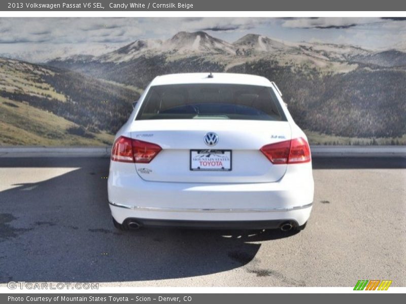 Candy White / Cornsilk Beige 2013 Volkswagen Passat V6 SEL
