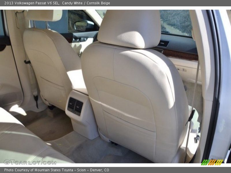 Candy White / Cornsilk Beige 2013 Volkswagen Passat V6 SEL