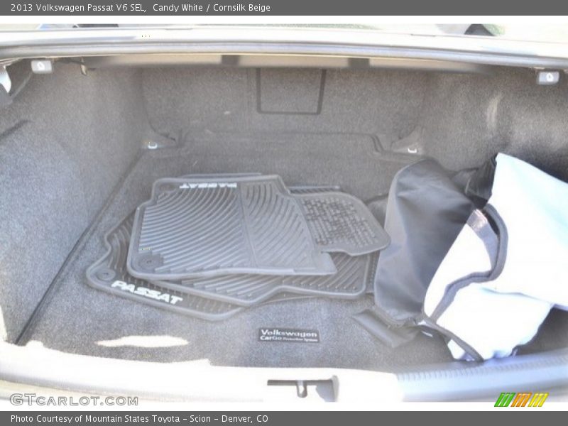 Candy White / Cornsilk Beige 2013 Volkswagen Passat V6 SEL