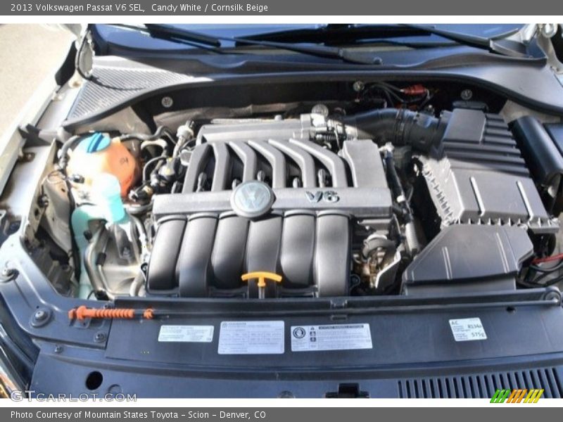 Candy White / Cornsilk Beige 2013 Volkswagen Passat V6 SEL