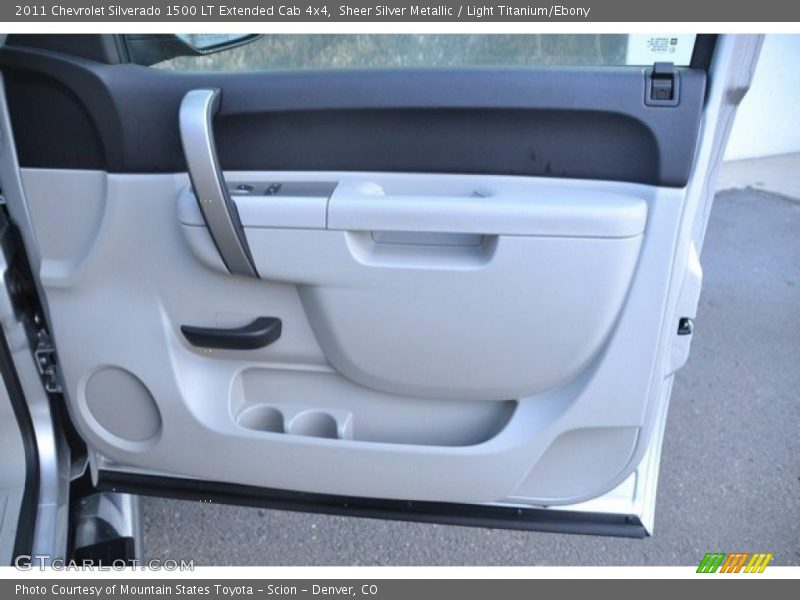 Sheer Silver Metallic / Light Titanium/Ebony 2011 Chevrolet Silverado 1500 LT Extended Cab 4x4
