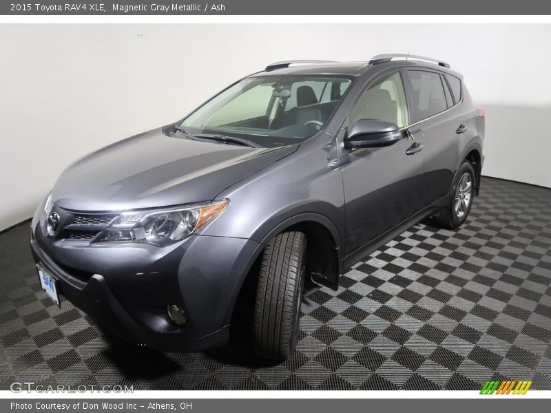 Magnetic Gray Metallic / Ash 2015 Toyota RAV4 XLE