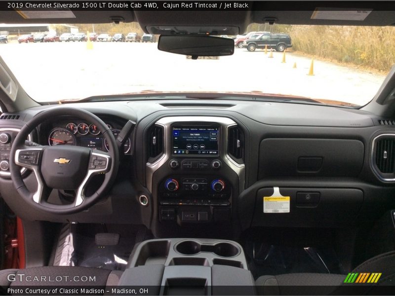 Dashboard of 2019 Silverado 1500 LT Double Cab 4WD