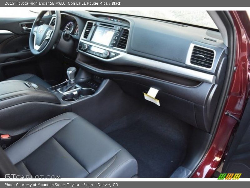 Ooh La La Rouge Mica / Black 2019 Toyota Highlander SE AWD