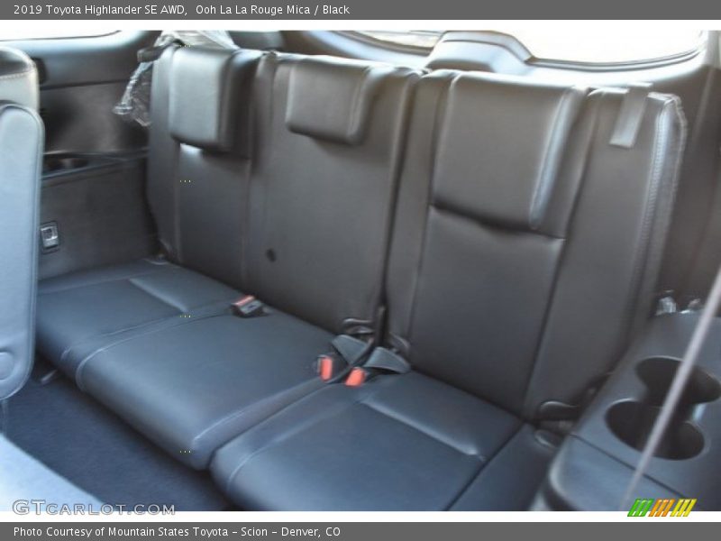 Ooh La La Rouge Mica / Black 2019 Toyota Highlander SE AWD