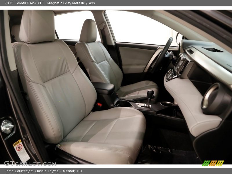 Magnetic Gray Metallic / Ash 2015 Toyota RAV4 XLE