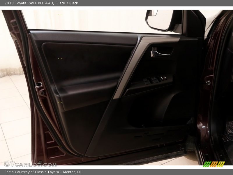 Black / Black 2018 Toyota RAV4 XLE AWD
