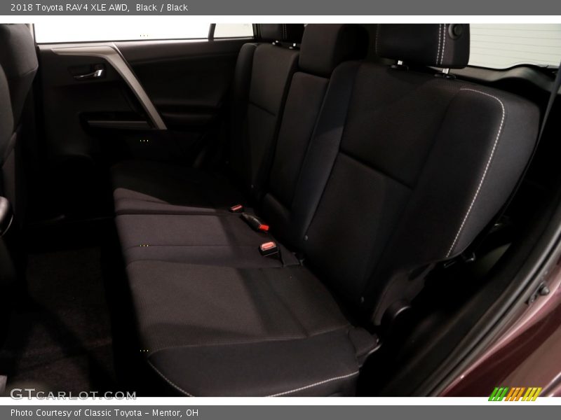 Black / Black 2018 Toyota RAV4 XLE AWD