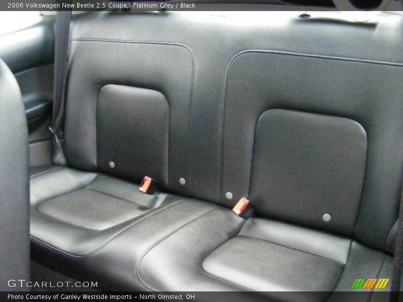 Platinum Grey / Black 2006 Volkswagen New Beetle 2.5 Coupe