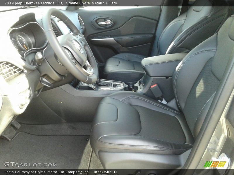 Granite Crystal Metallic / Black 2019 Jeep Cherokee Latitude Plus