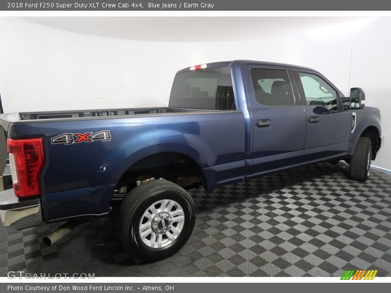 Blue Jeans / Earth Gray 2018 Ford F250 Super Duty XLT Crew Cab 4x4