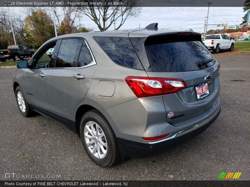 Pepperdust Metallic / Jet Black 2019 Chevrolet Equinox LT AWD