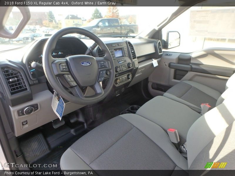 Oxford White / Earth Gray 2018 Ford F150 XL Regular Cab 4x4