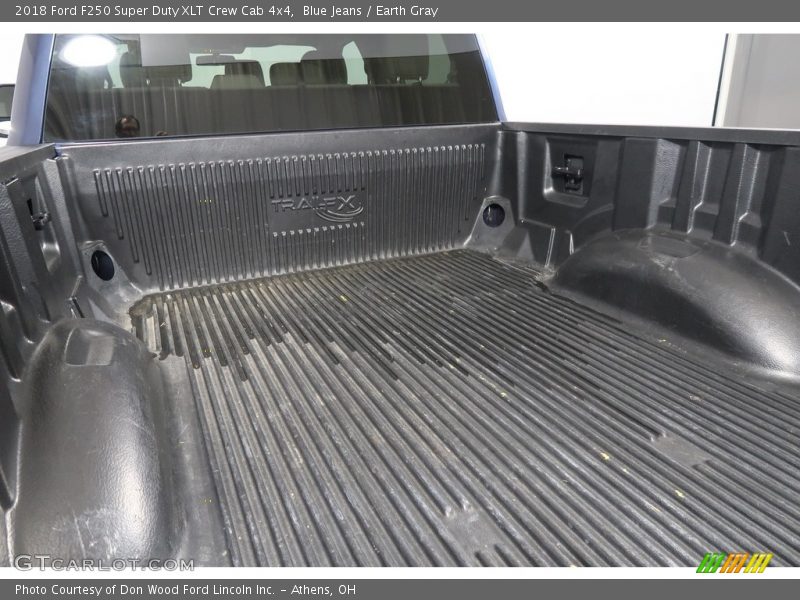 Blue Jeans / Earth Gray 2018 Ford F250 Super Duty XLT Crew Cab 4x4