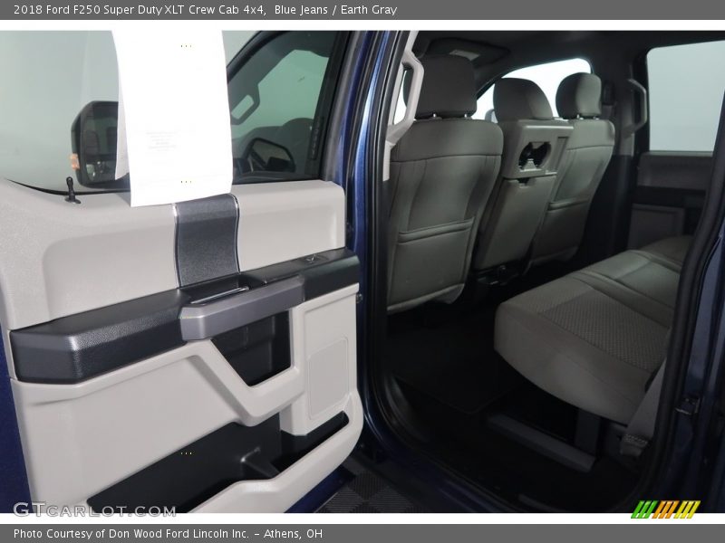 Blue Jeans / Earth Gray 2018 Ford F250 Super Duty XLT Crew Cab 4x4
