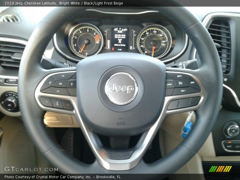 Bright White / Black/Light Frost Beige 2019 Jeep Cherokee Latitude
