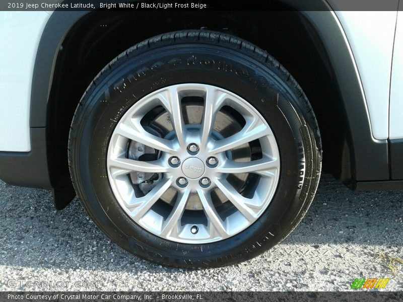 Bright White / Black/Light Frost Beige 2019 Jeep Cherokee Latitude