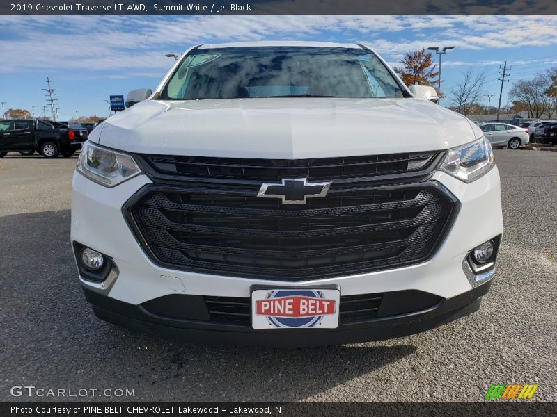 Summit White / Jet Black 2019 Chevrolet Traverse LT AWD