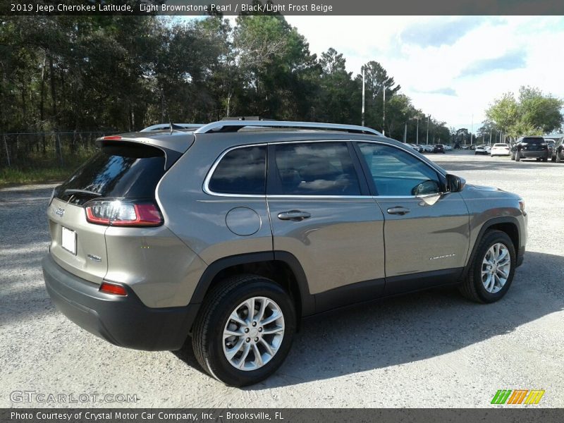 Light Brownstone Pearl / Black/Light Frost Beige 2019 Jeep Cherokee Latitude