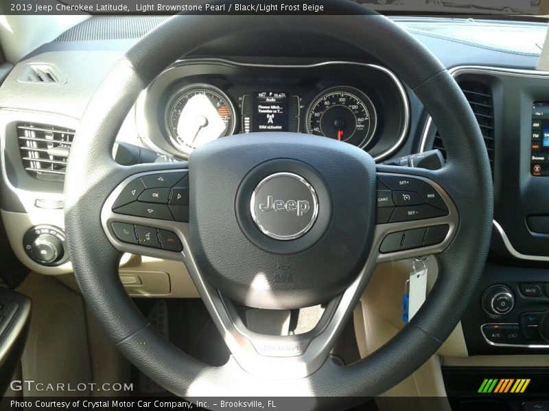 Light Brownstone Pearl / Black/Light Frost Beige 2019 Jeep Cherokee Latitude